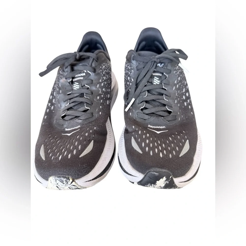 Hoka One Kawana women’s 8 lace up black & white running shoes